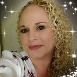 Meet your Posher, Stacy